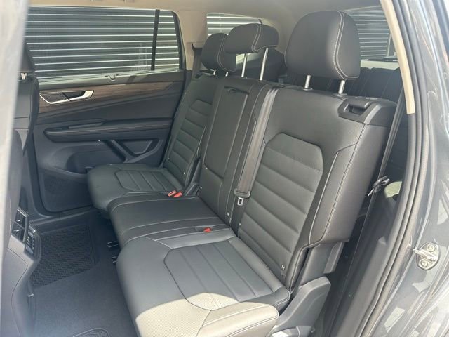 New 2025 Volkswagen Atlas SEL image 23