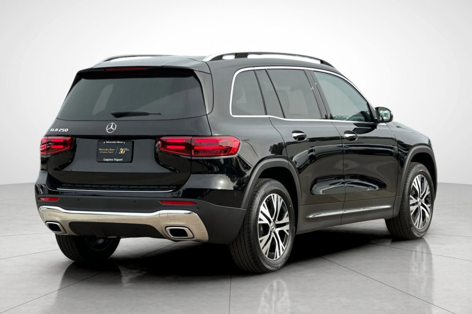 New 2026 Mercedes-Benz GLB 250 image 13