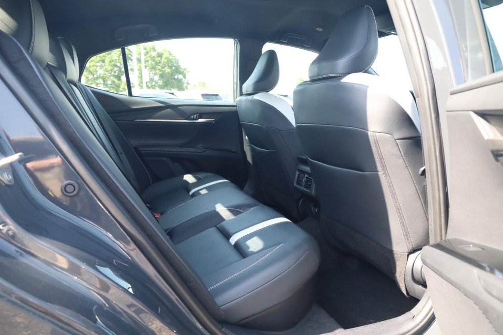 Certified 2025 Toyota Camry SE FWD image 22