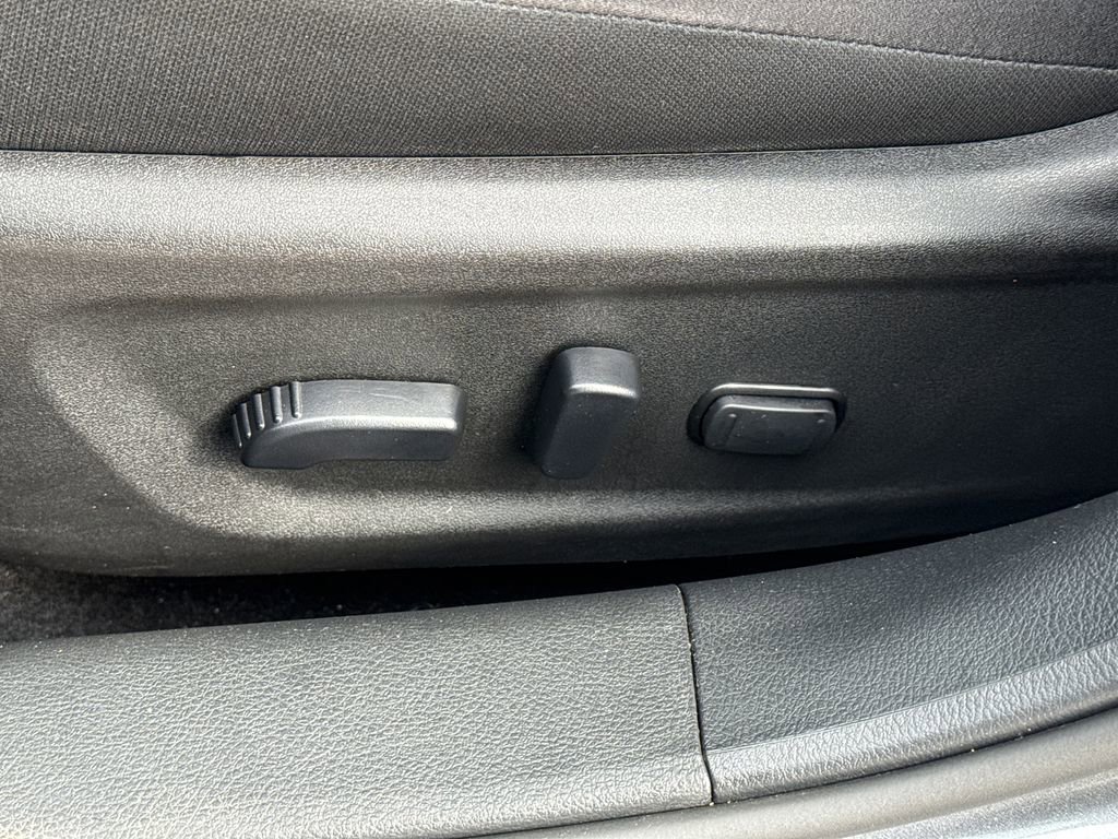 Used 2024 Nissan Altima 2.5 SV w/ SV Premium Package image 21