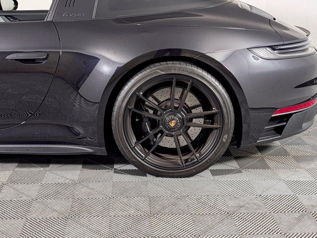 Certified 2023 Porsche 911 Targa 4 GTS AWD/4WD image 12