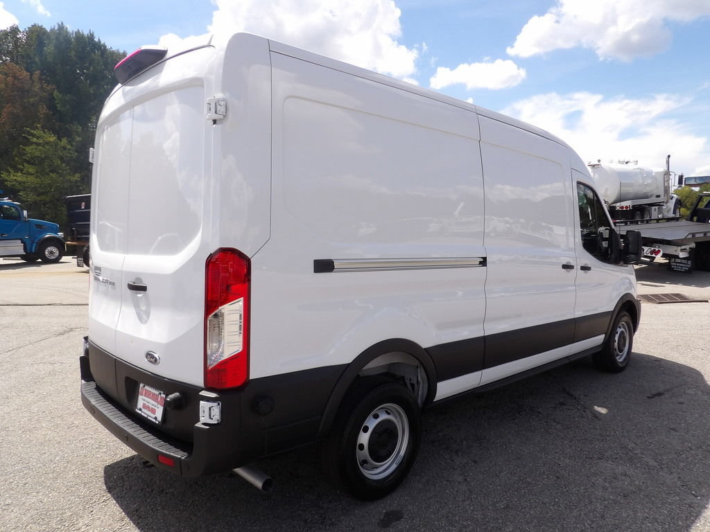 Used 2025 Ford Transit 250 148 Medium Roof w/ Load Area Protection Package RWD image 8