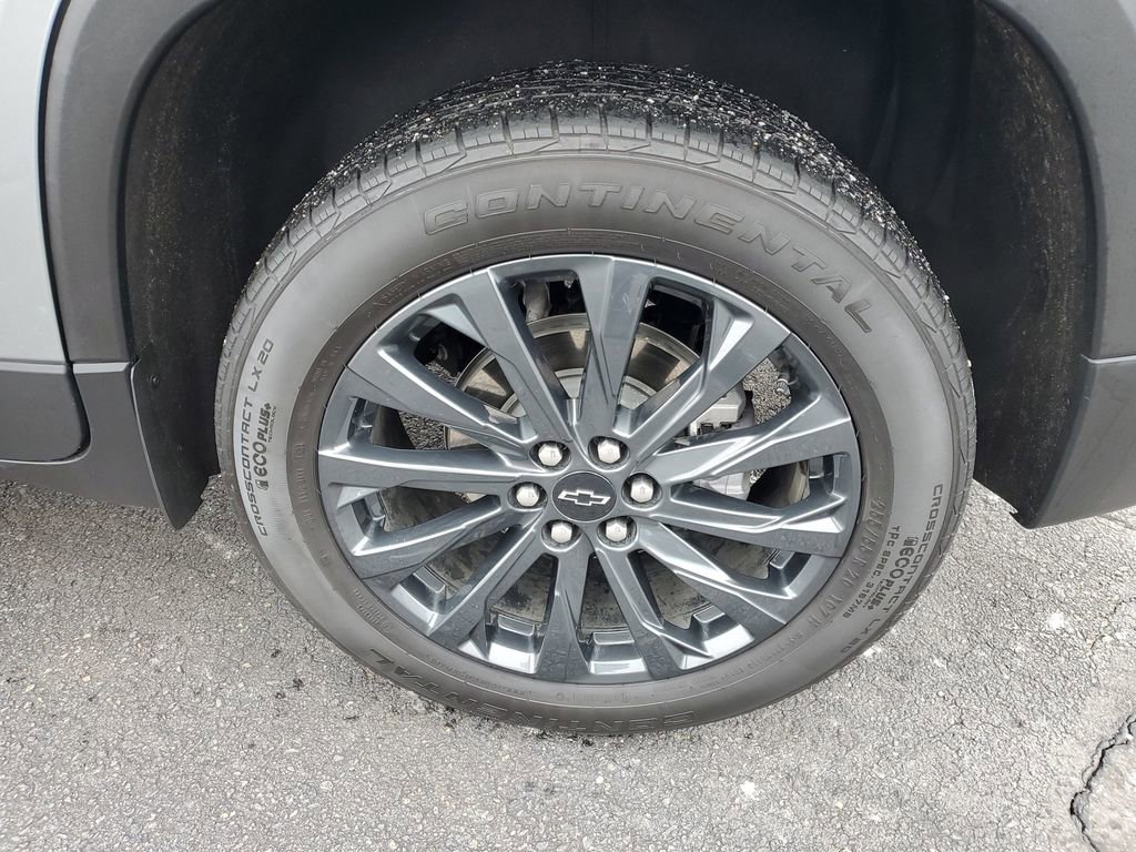 Used 2023 Chevrolet Traverse RS w/ LPO, Floor Liner Package image 33