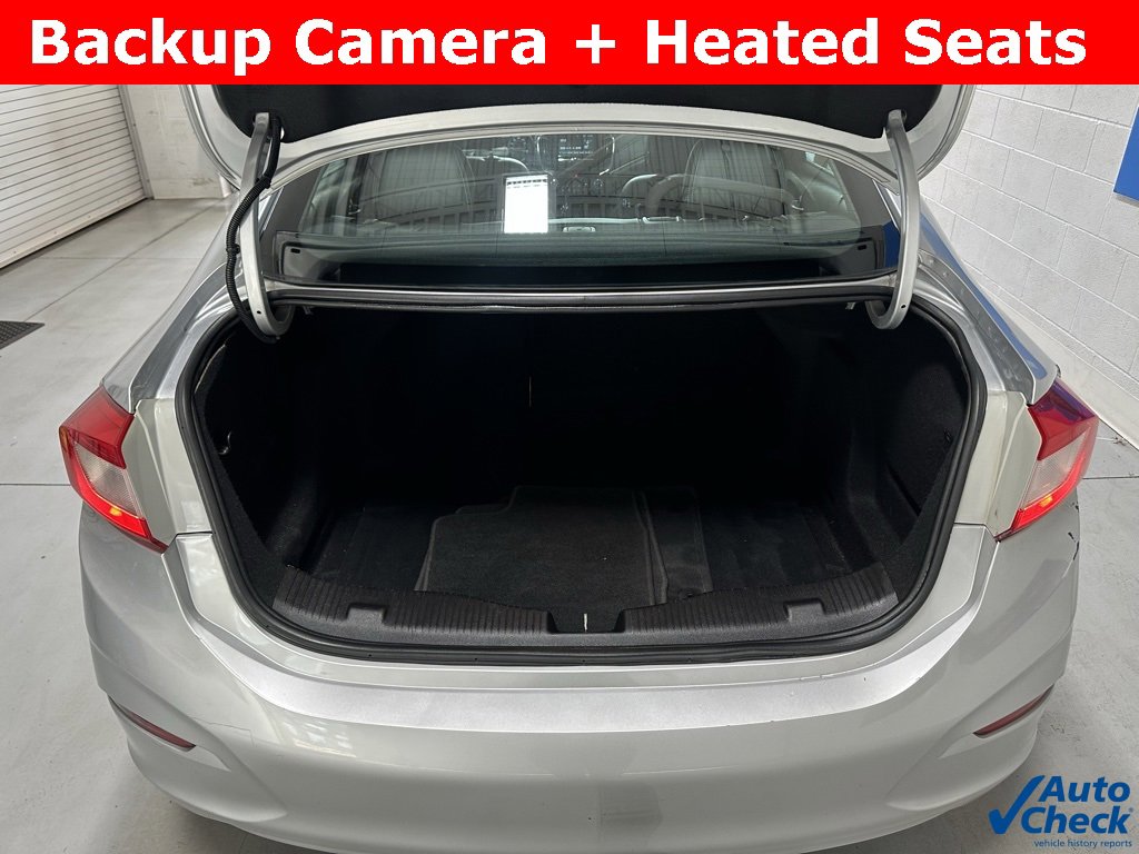 Used 2017 Chevrolet Cruze Premier image 17