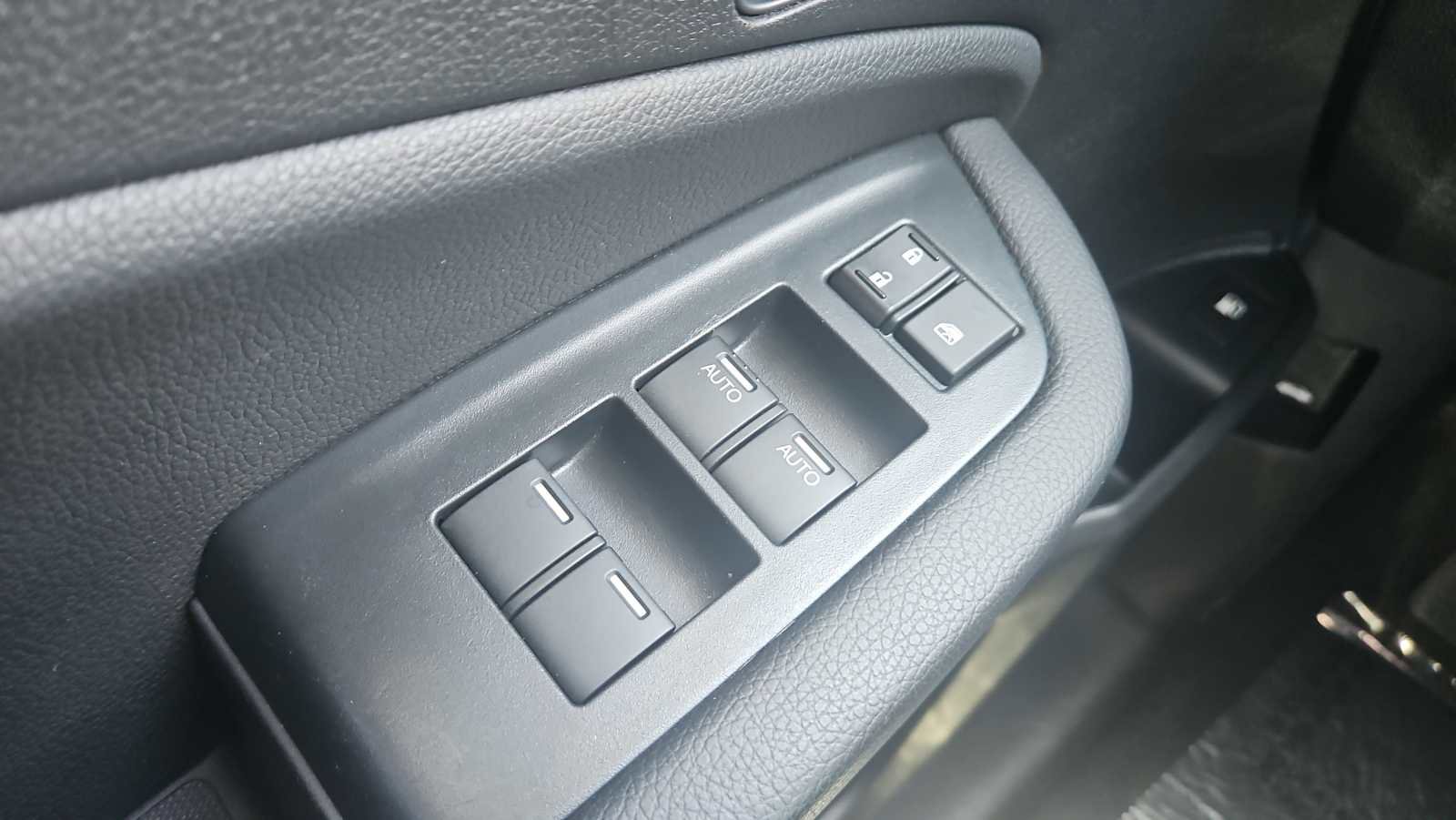 Certified 2022 Honda Pilot Sport image 15