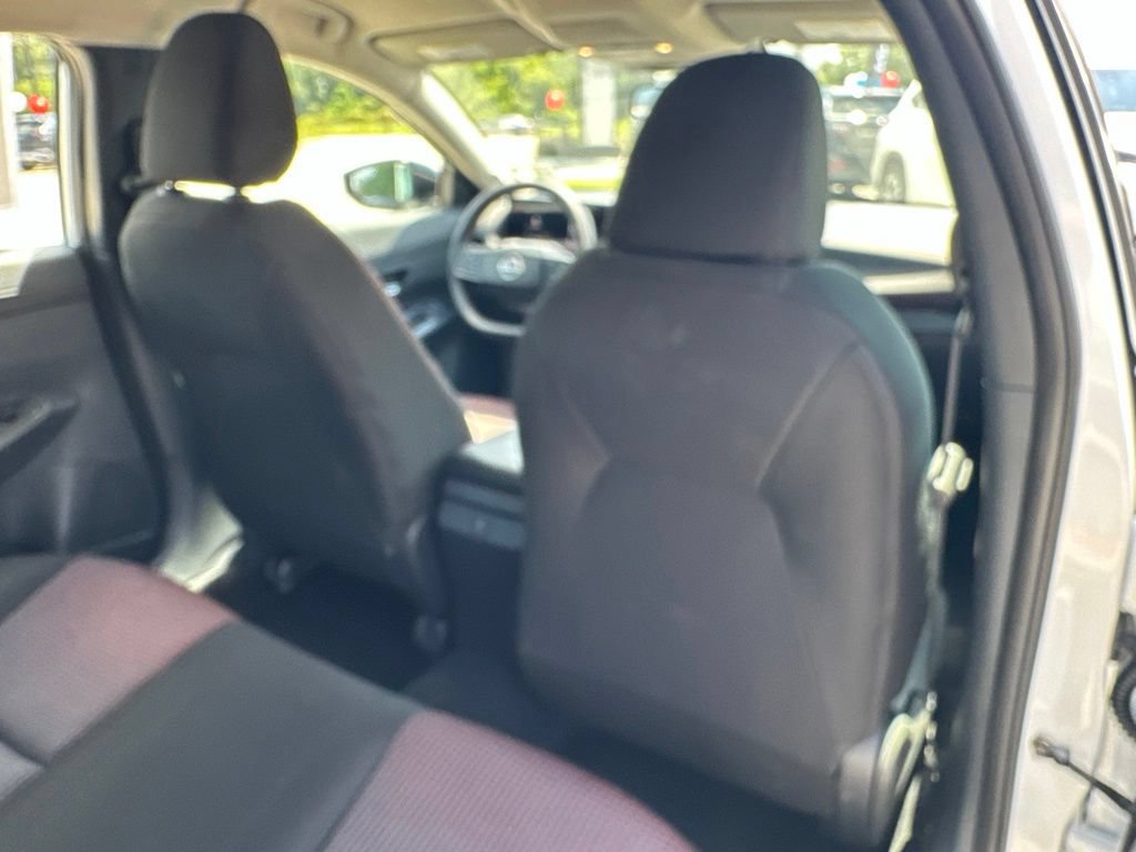 Used 2026 Nissan Sentra SR w/ SR All Weather Package FWD image 30