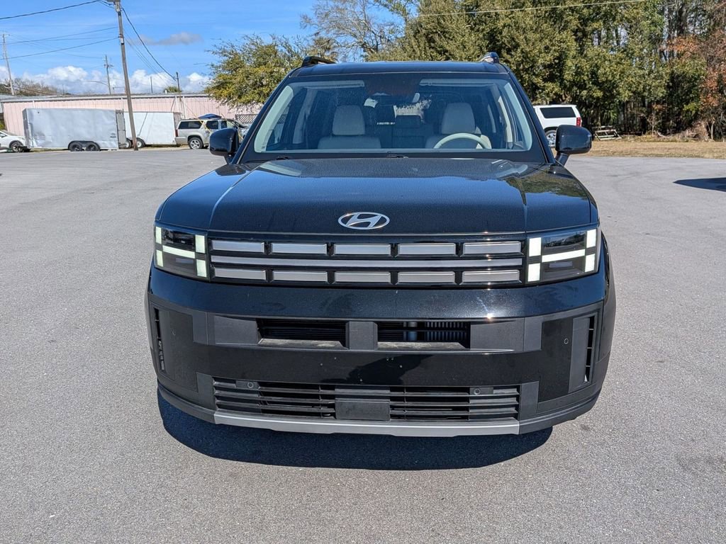 Used 2025 Hyundai Santa Fe SEL image 2
