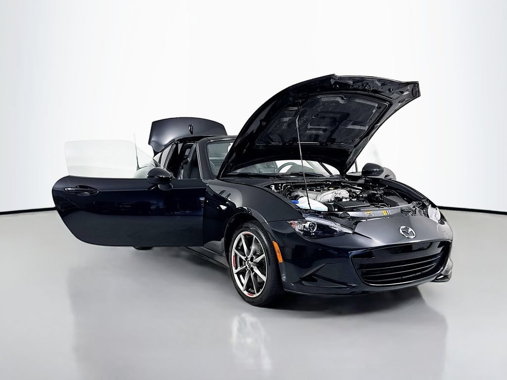 Used 2023 MAZDA MX-5 Miata RF Grand Touring RWD image 17