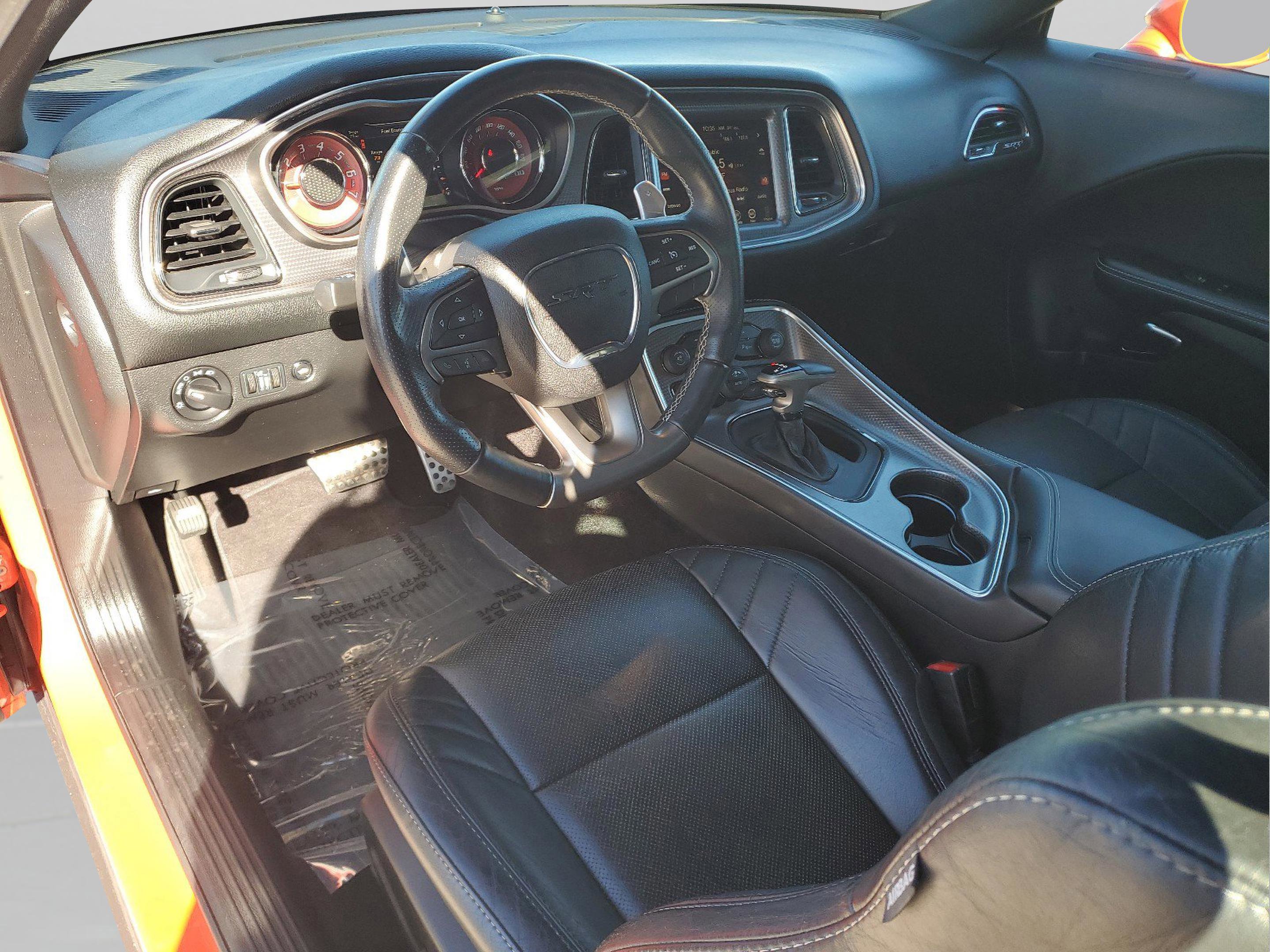 Used 2016 Dodge Challenger SRT Hellcat RWD image 15