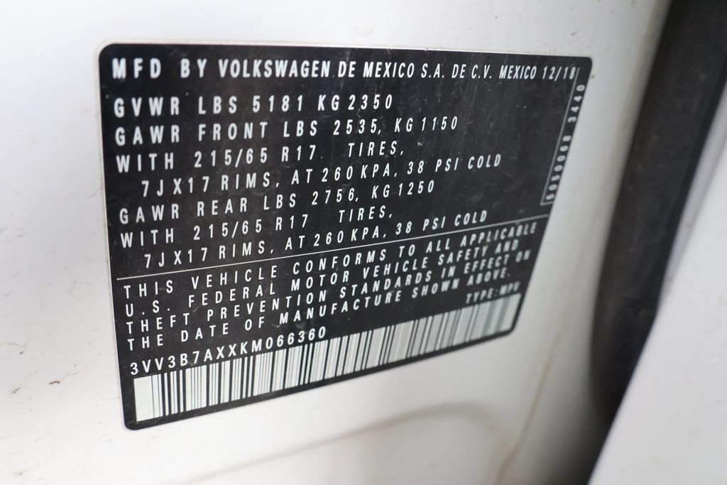 Used 2019 Volkswagen Tiguan SE image 42