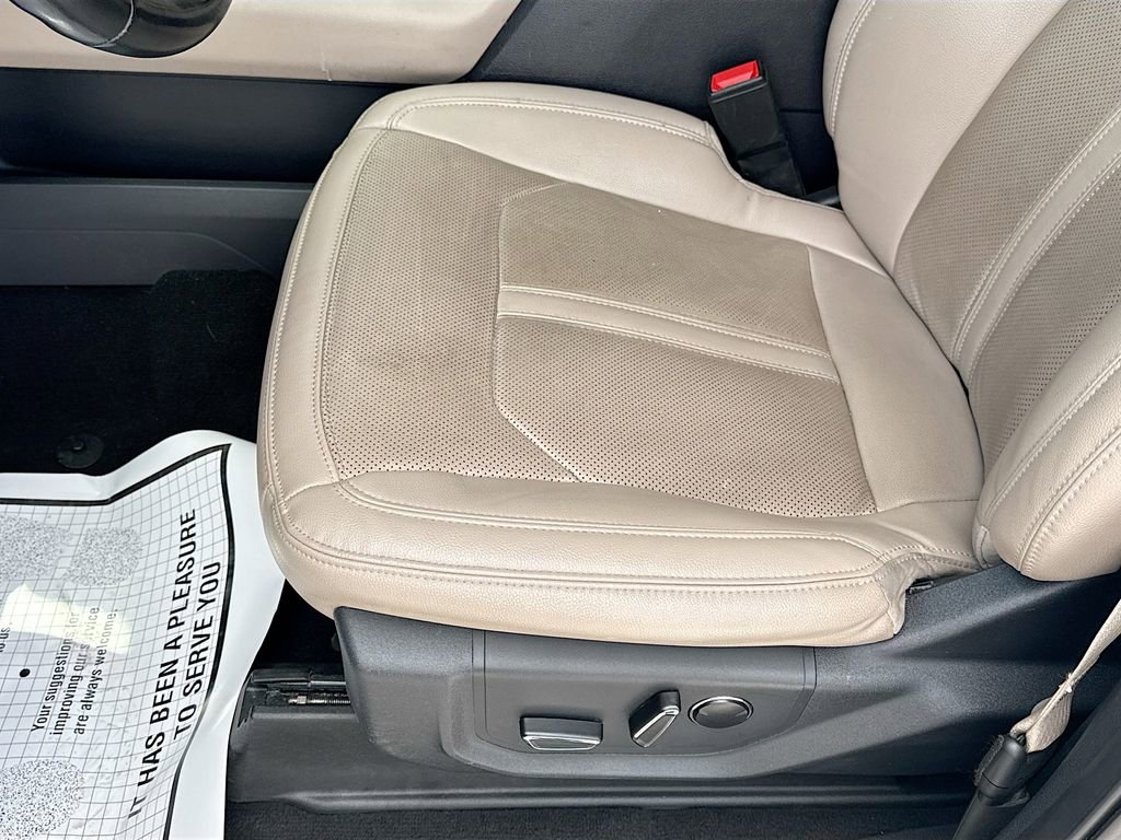 Used 2024 Ford Expedition Limited image 21