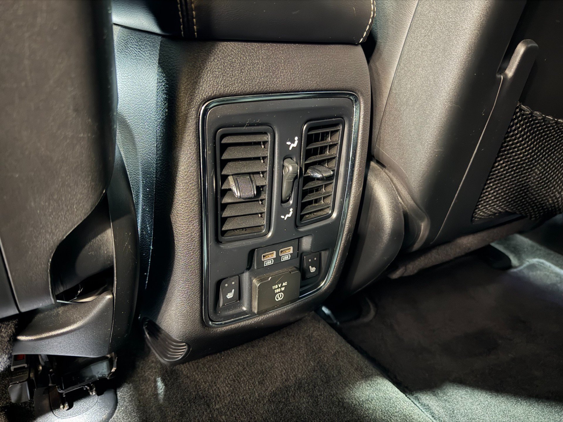 Used 2014 Jeep Grand Cherokee SRT8 w/ Luxury Group II AWD/4WD image 53