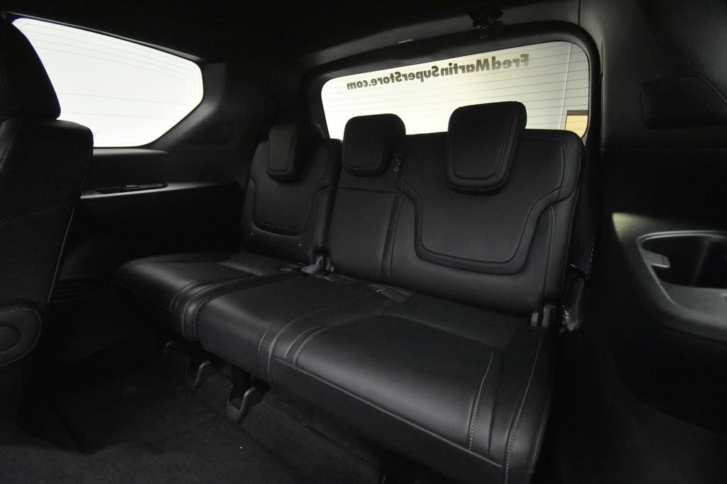Used 2026 Nissan Armada PRO-4X AWD/4WD image 14