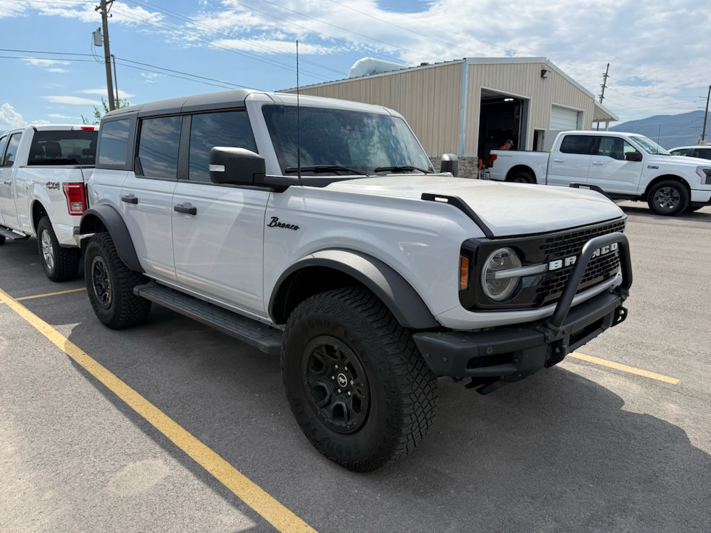Used 2023 Ford Bronco Wildtrak AWD/4WD image 3