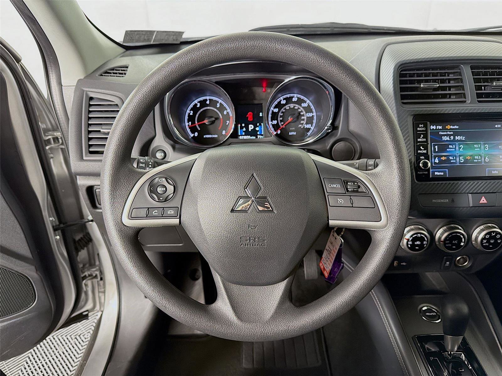 Used 2025 Mitsubishi Outlander Sport AWD image 3