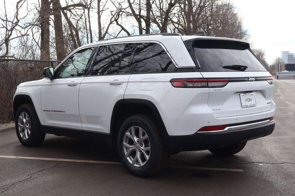 Used 2024 Jeep Grand Cherokee Limited image 6