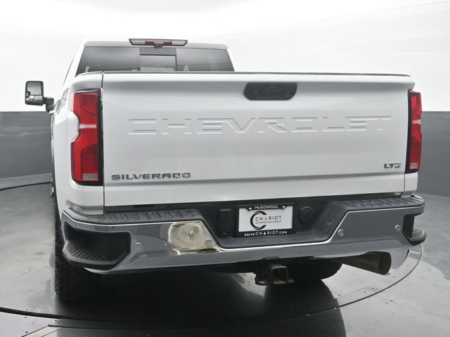 Used 2025 Chevrolet Silverado 2500 LTZ w/ LTZ Premium Package AWD/4WD image 5