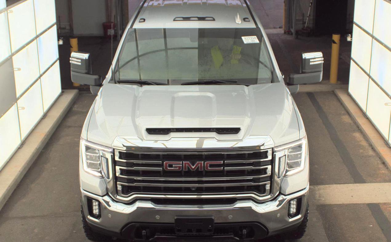Used 2021 GMC Sierra 3500 SLT w/ SLT Preferred Package AWD/4WD image 2