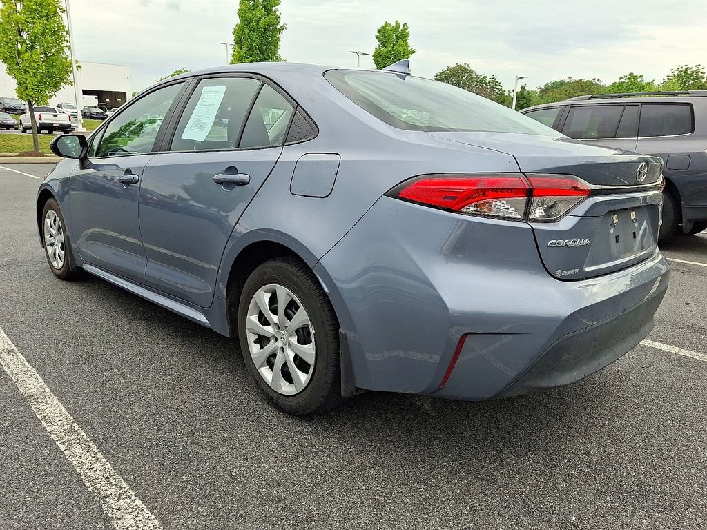 Used 2024 Toyota Corolla LE FWD image 5