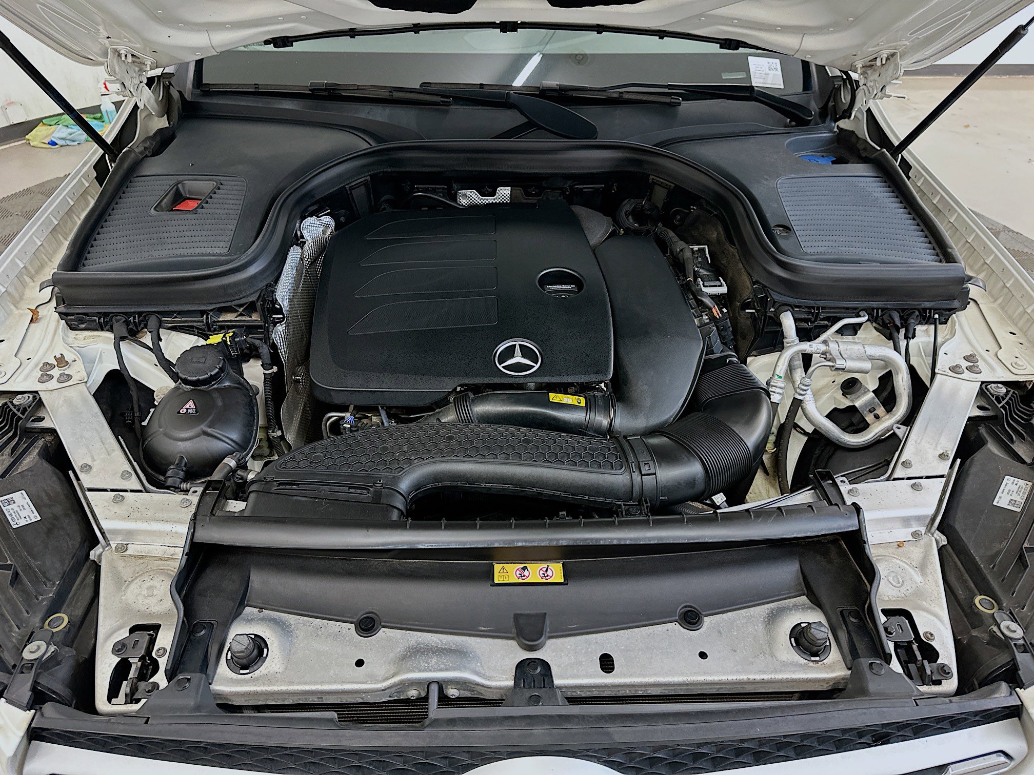 Used 2021 Mercedes-Benz GLC 300 4MATIC image 35