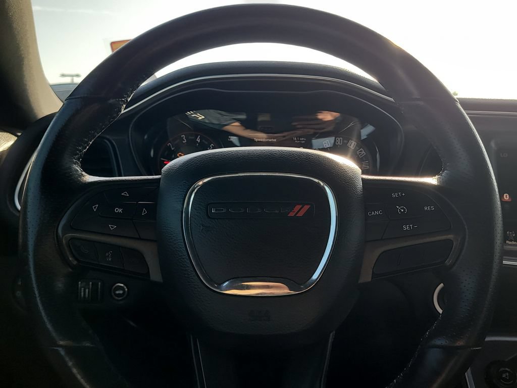 Used 2016 Dodge Challenger SXT Plus RWD image 31