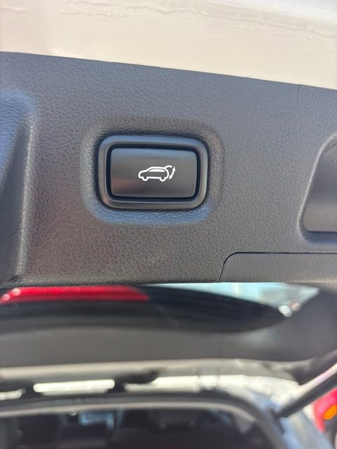 Used 2023 Hyundai Santa Fe Limited AWD/4WD image 38