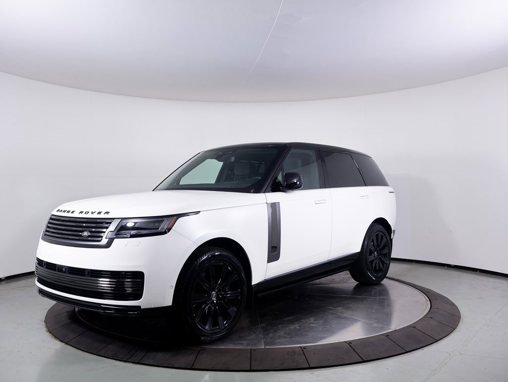 Used 2024 Land Rover Range Rover SV image 1