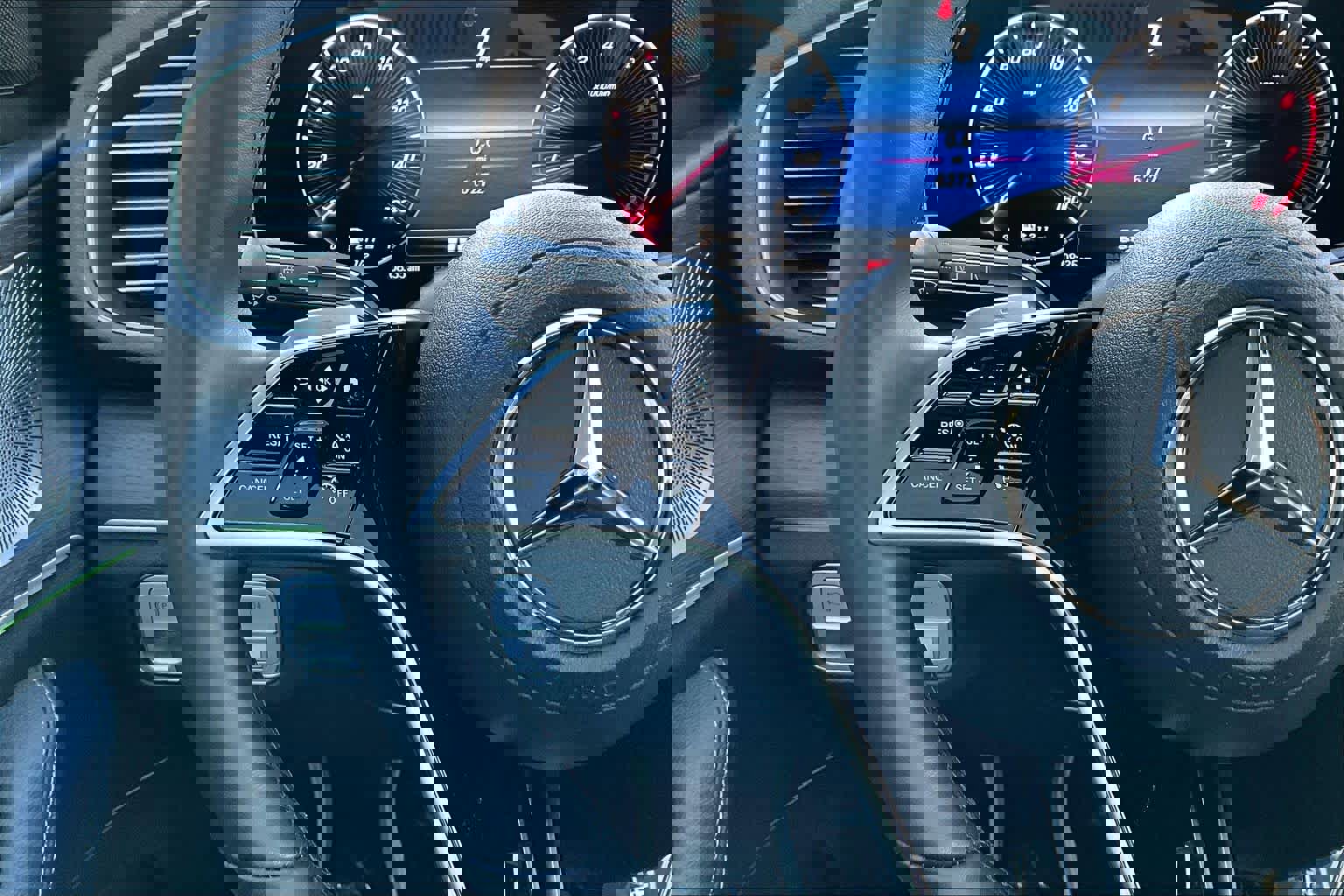 Certified 2026 Mercedes-Benz GLE 350 4MATIC image 25