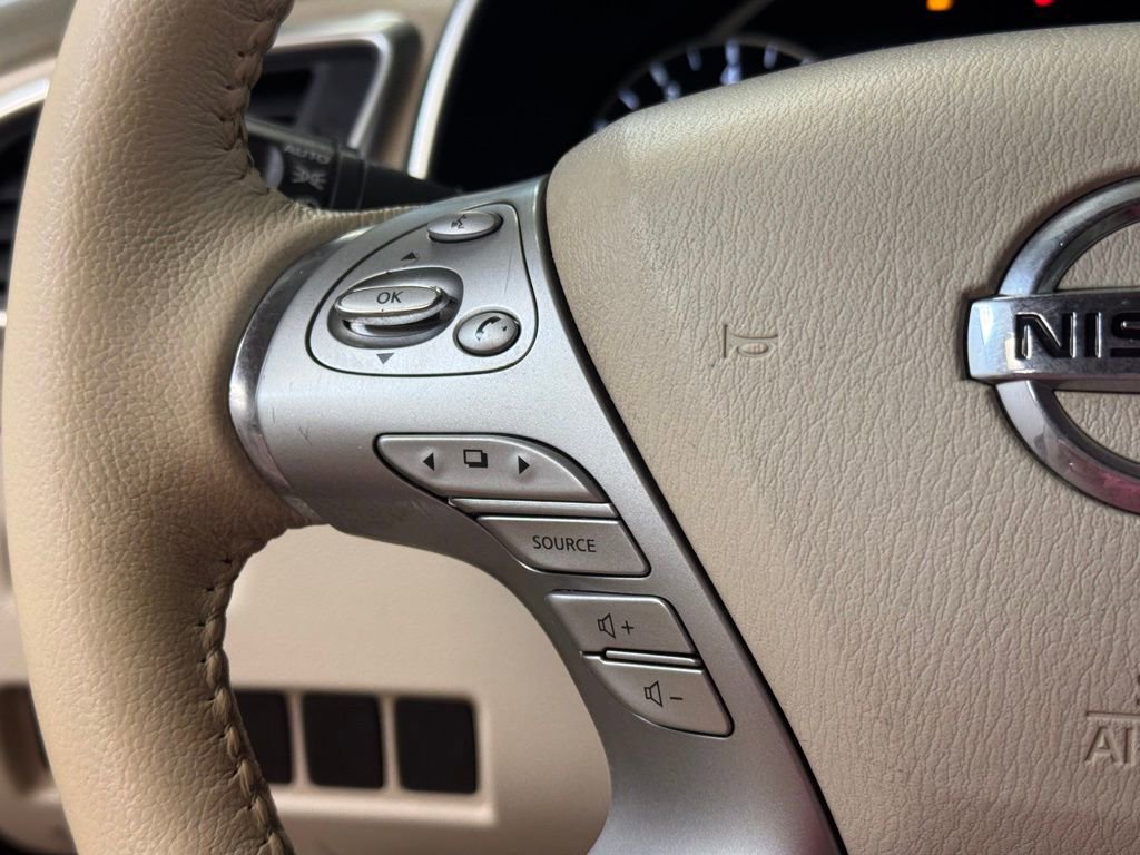Used 2016 Nissan Murano SV image 32