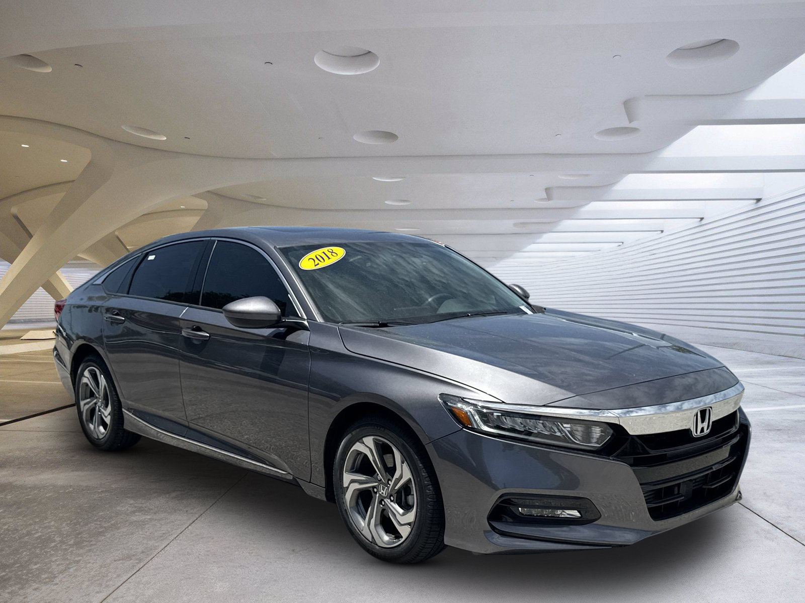 Used 2018 Honda Accord EX image 1