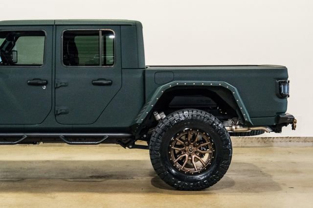 Used 2025 Jeep Gladiator Rubicon w/ Safety Group AWD/4WD image 54