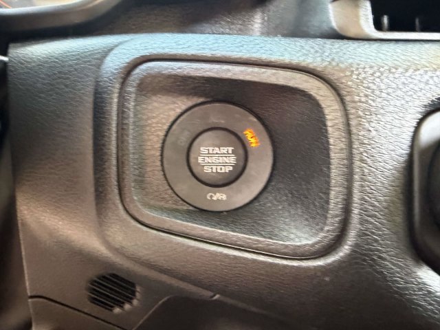 Used 2024 Jeep Wrangler Unlimited Sport AWD/4WD image 34