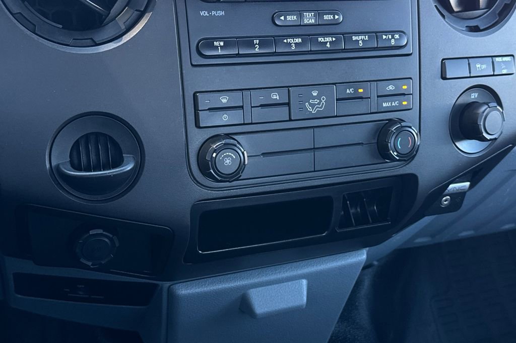 Used 2016 Ford F250 XL w/ Power Equipment Group RWD image 20