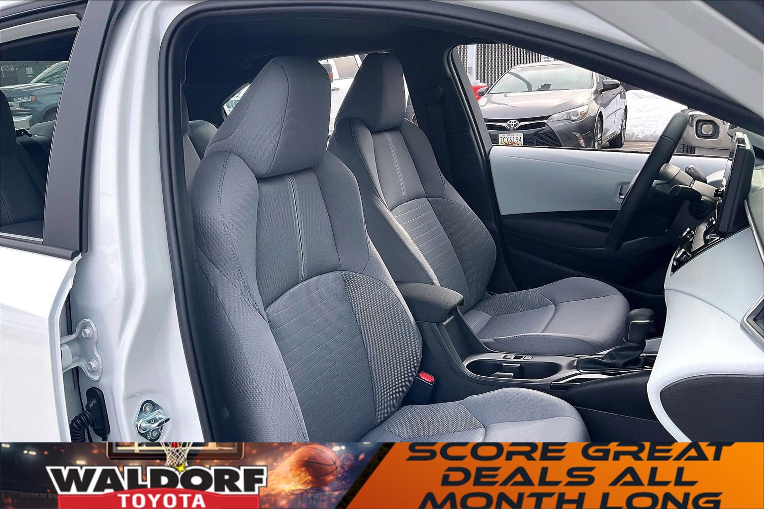 Used 2026 Toyota Corolla SE image 9