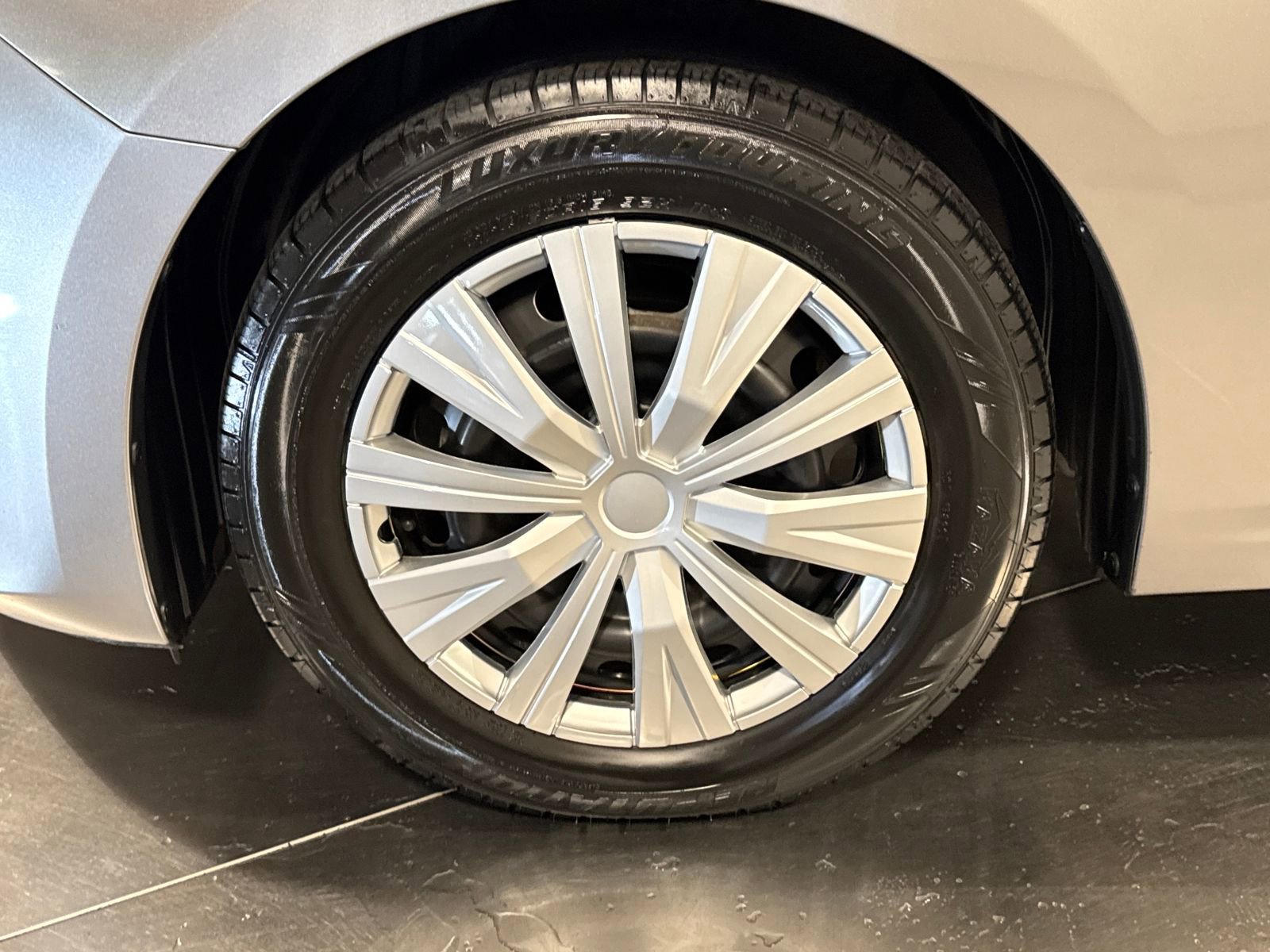 Used 2015 MAZDA MAZDA3 i Sport image 2