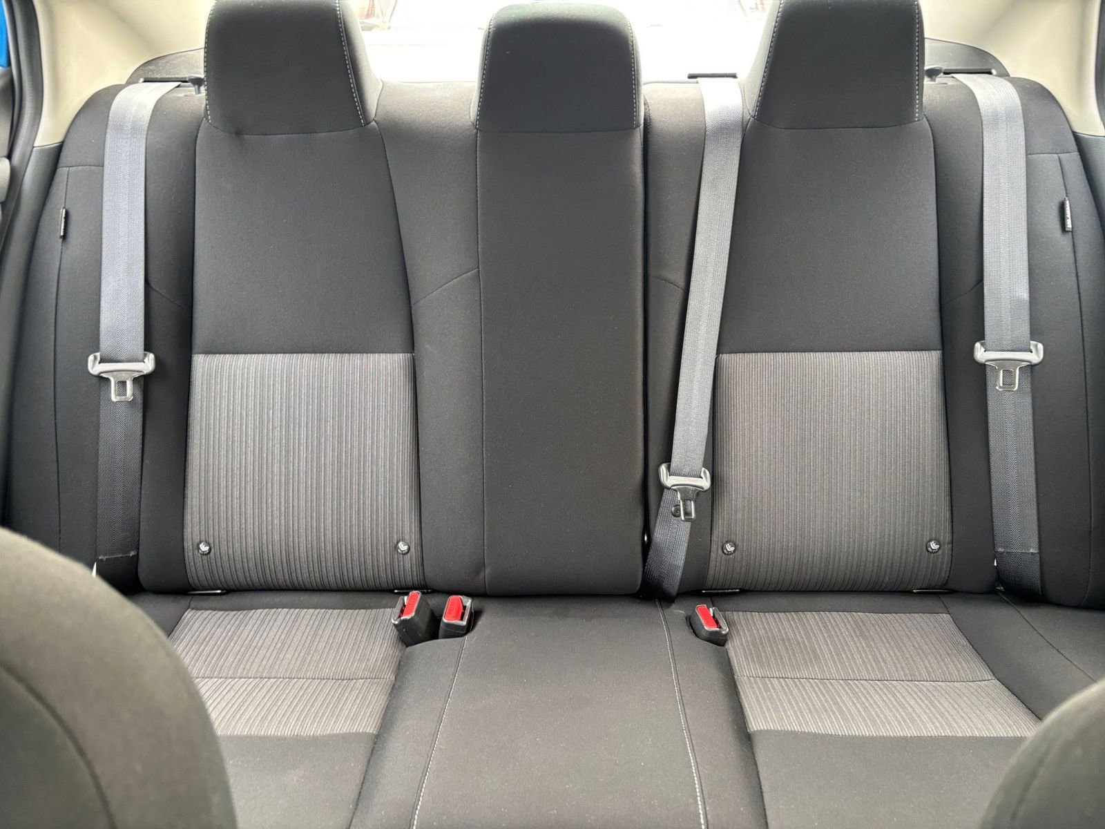 Used 2025 Nissan Sentra SV image 36