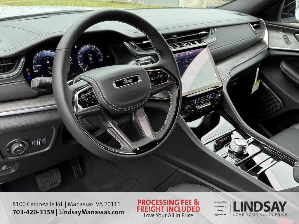 New 2025 Jeep Grand Cherokee Overland w/ Adv Protech Group III image 18