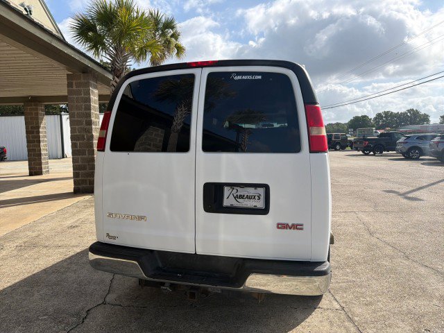 Used 2008 GMC Savana 3500 Extended Passenger RWD image 5