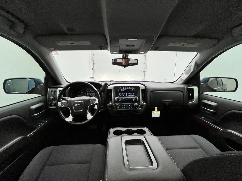 Used 2019 GMC Sierra 1500 SLE w/ SLE Value Package AWD/4WD image 4
