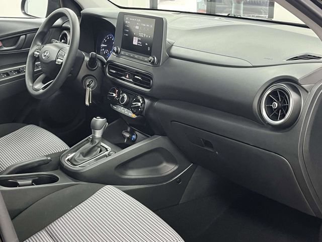 Certified 2023 Hyundai Kona SE image 25