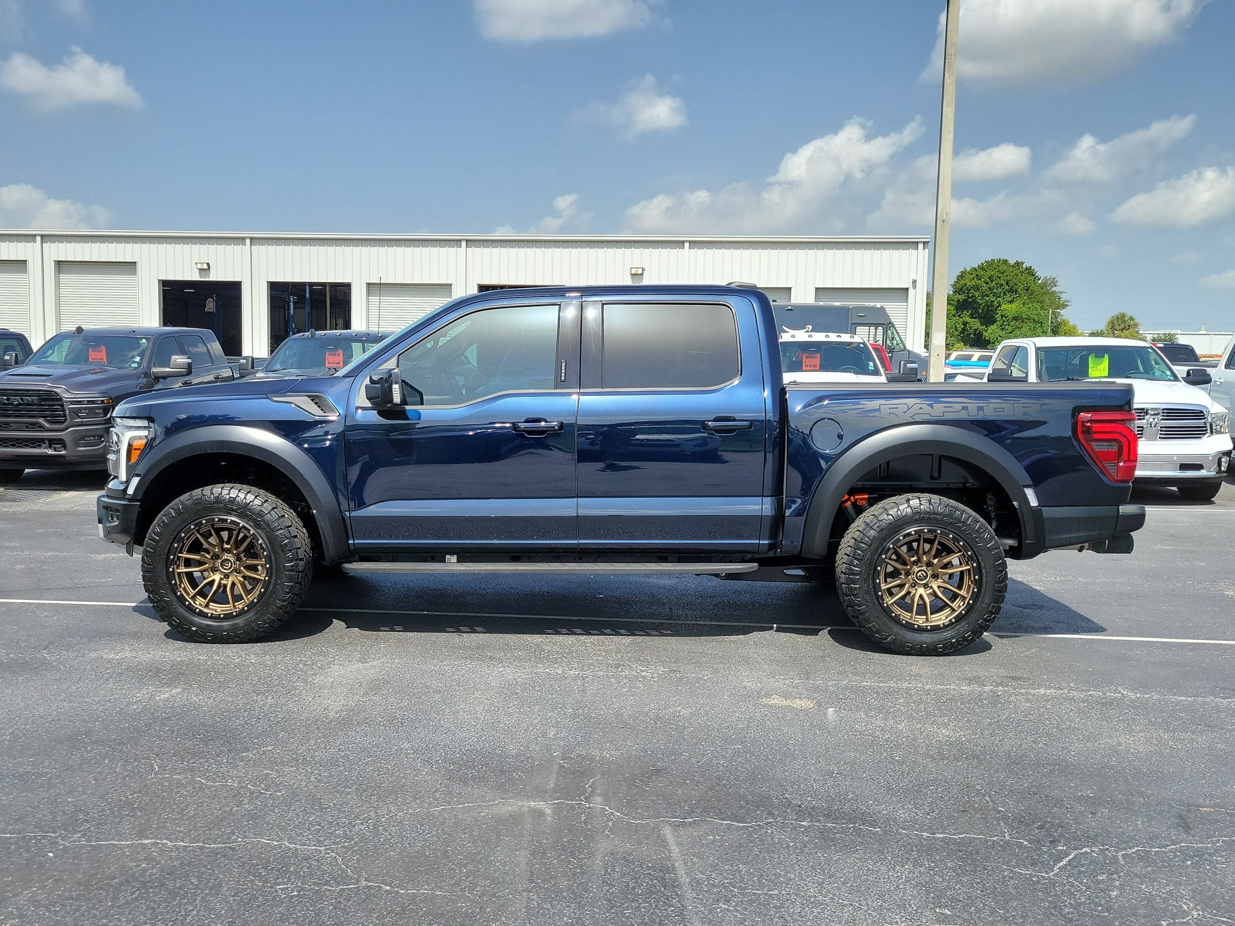 Certified 2024 Ford F150 Raptor AWD/4WD image 6