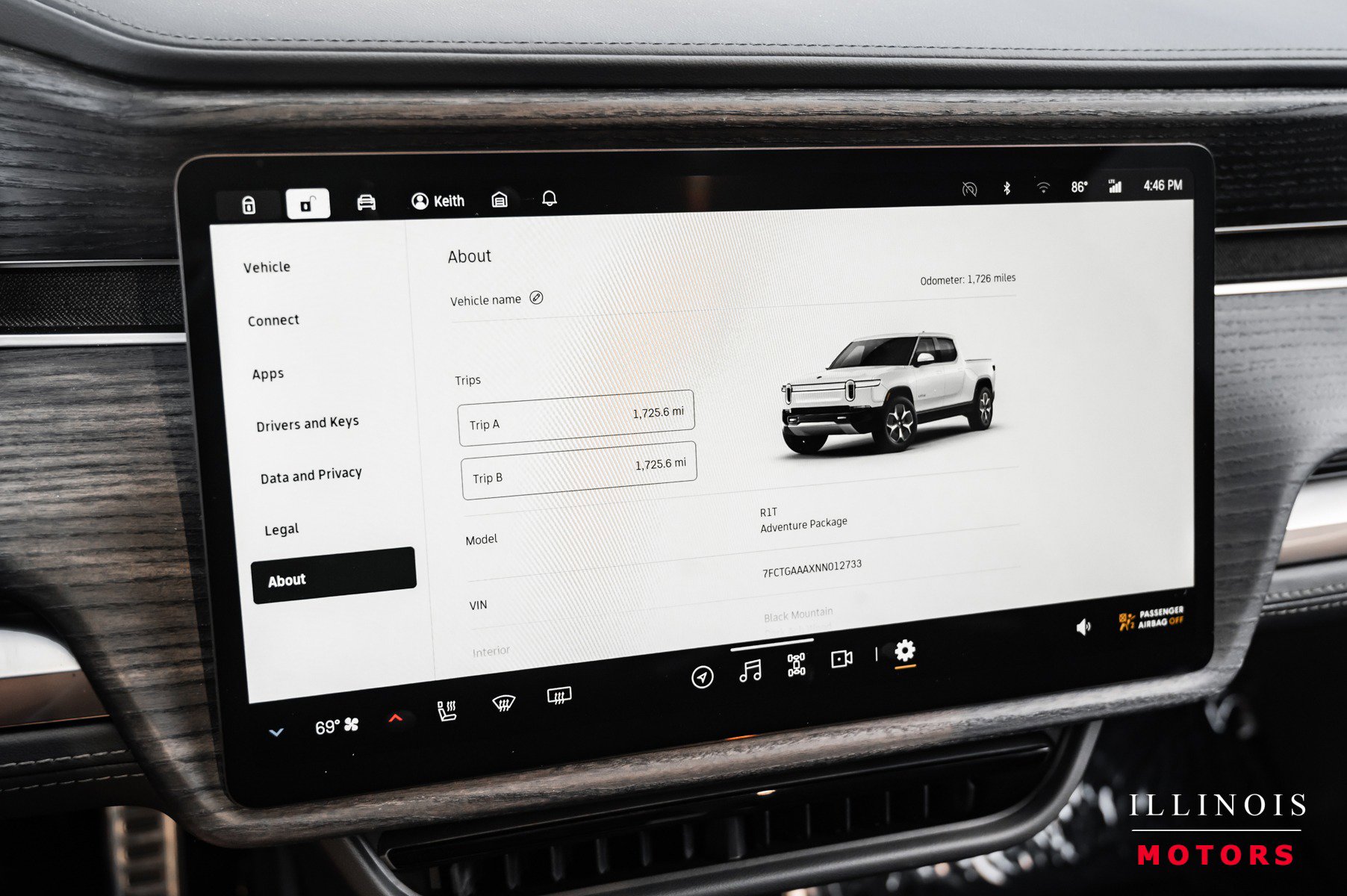 Used 2022 Rivian R1T Adventure image 27