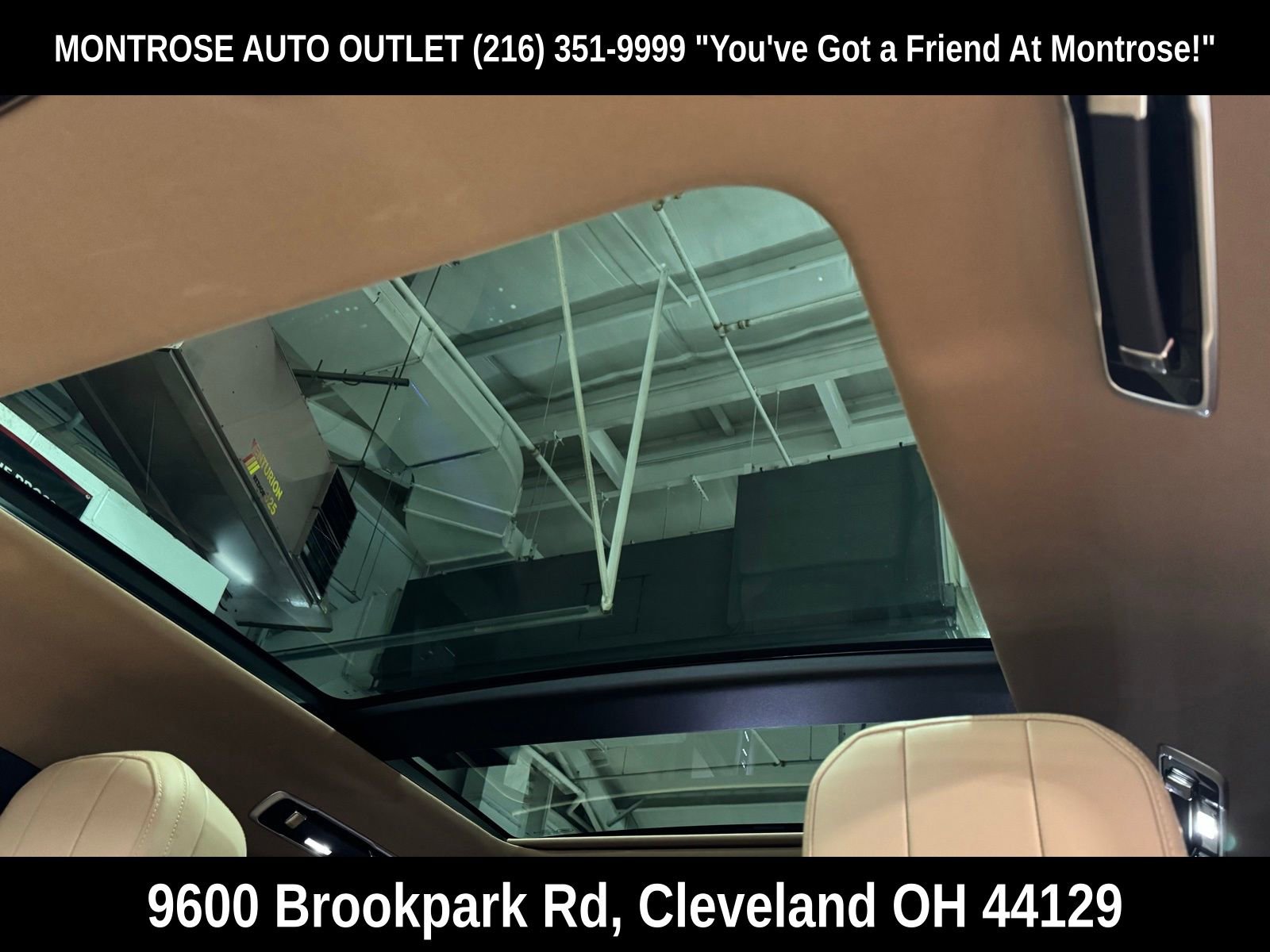 Used 2023 Land Rover Range Rover Long Wheelbase SE image 29