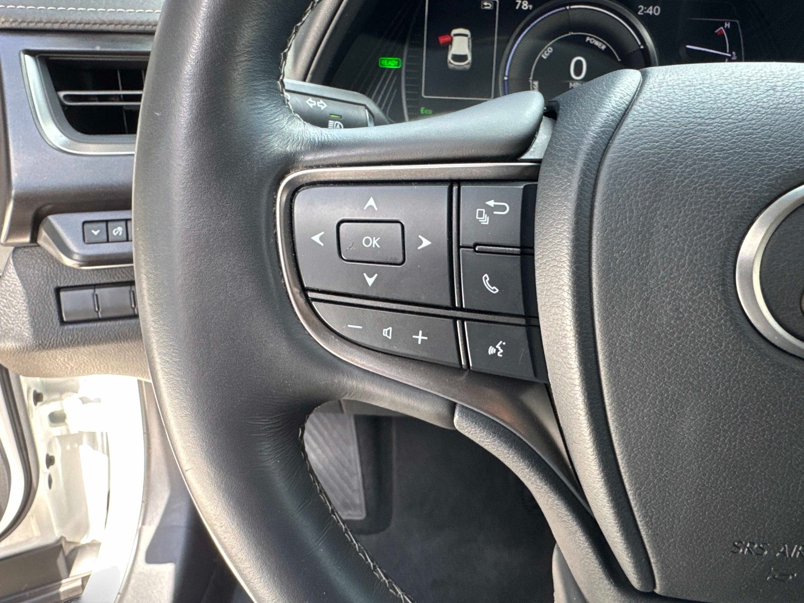Certified 2020 Lexus UX 250h w/ Premium Package AWD/4WD image 32