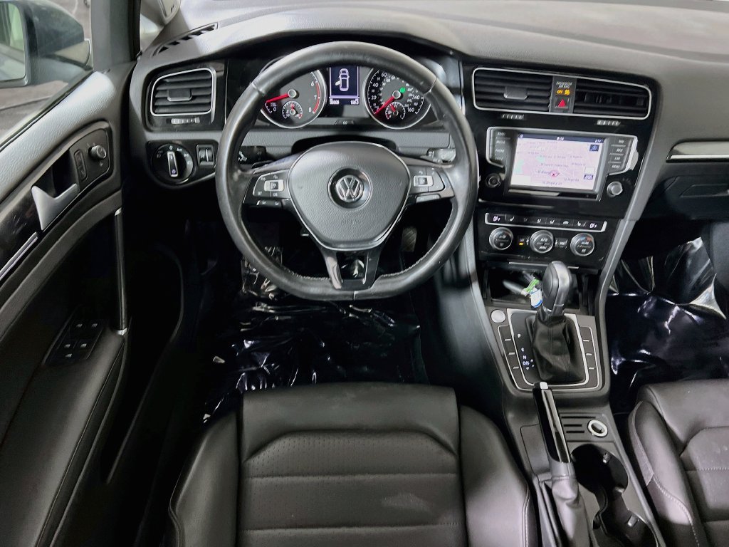 Used 2017 Volkswagen Golf SEL FWD image 21