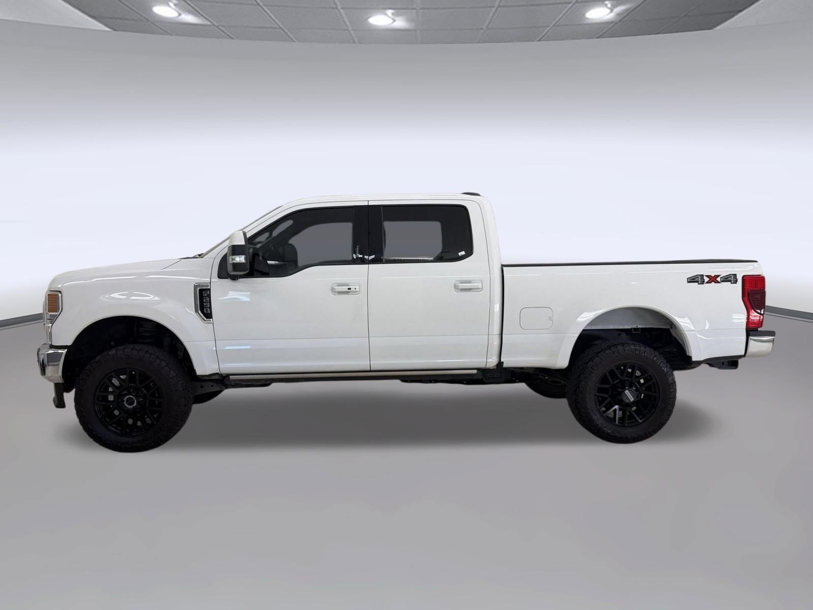 Used 2022 Ford F250 Lariat w/ Lariat Ultimate Package AWD/4WD image 2