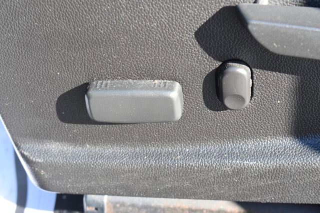 Used 2015 Chevrolet Colorado Z71 image 24