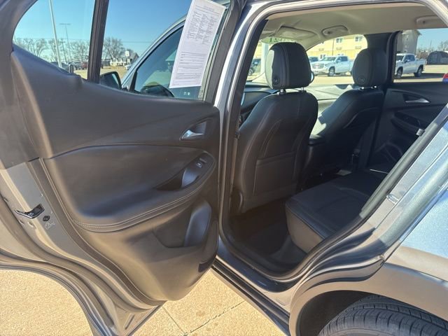 Used 2021 Buick Encore GX Preferred w/ Cold Weather Comfort Package image 33