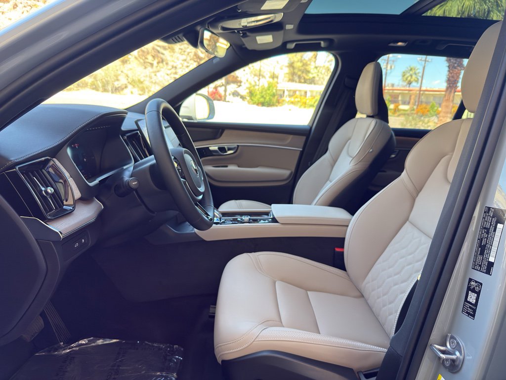 New 2026 Volvo XC90 T8 Plus w/ Protection Package Premier image 27