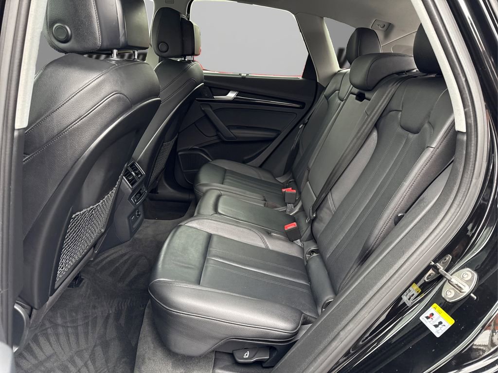 Used 2019 Audi Q5 Prestige w/ Prestige Package image 10